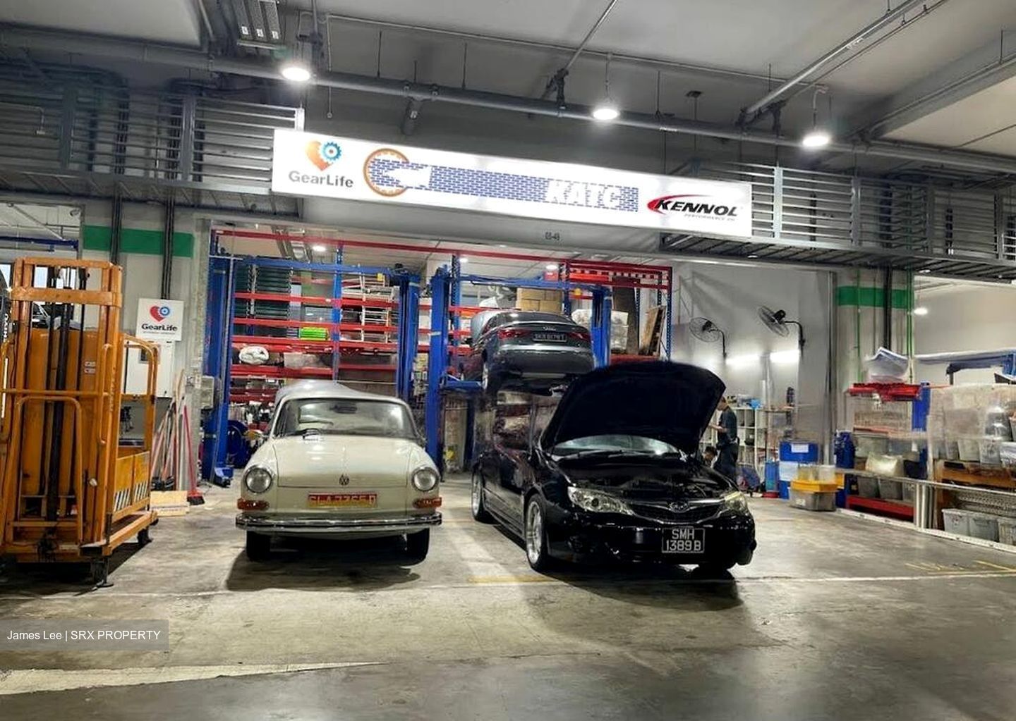 Carros Centre (D25), Factory #610994221